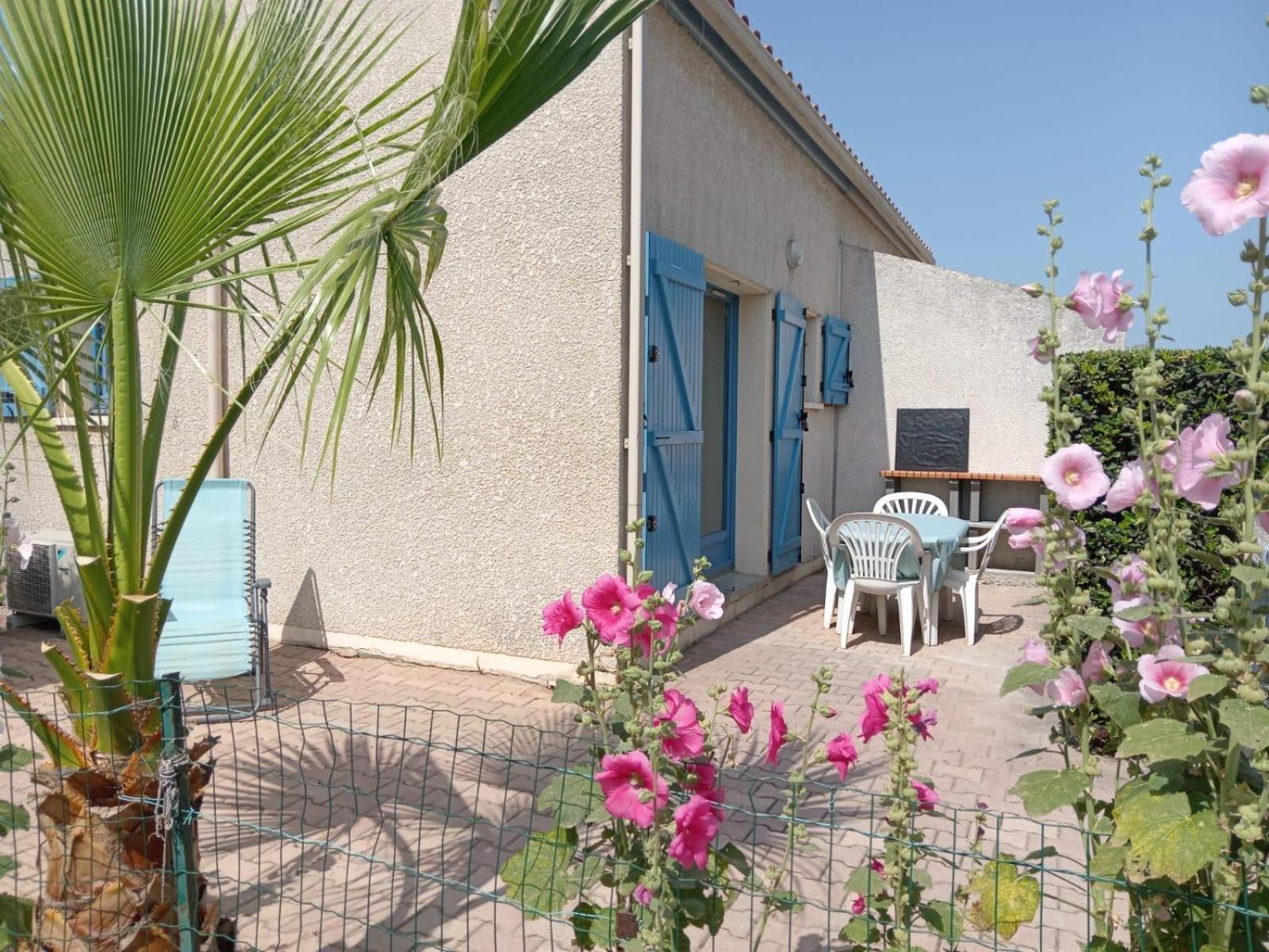 סנט-מארי-לה-מר Maison Avec Terrasse Et Piscine Dans Residence A 6Min De La Plage מראה חיצוני תמונה