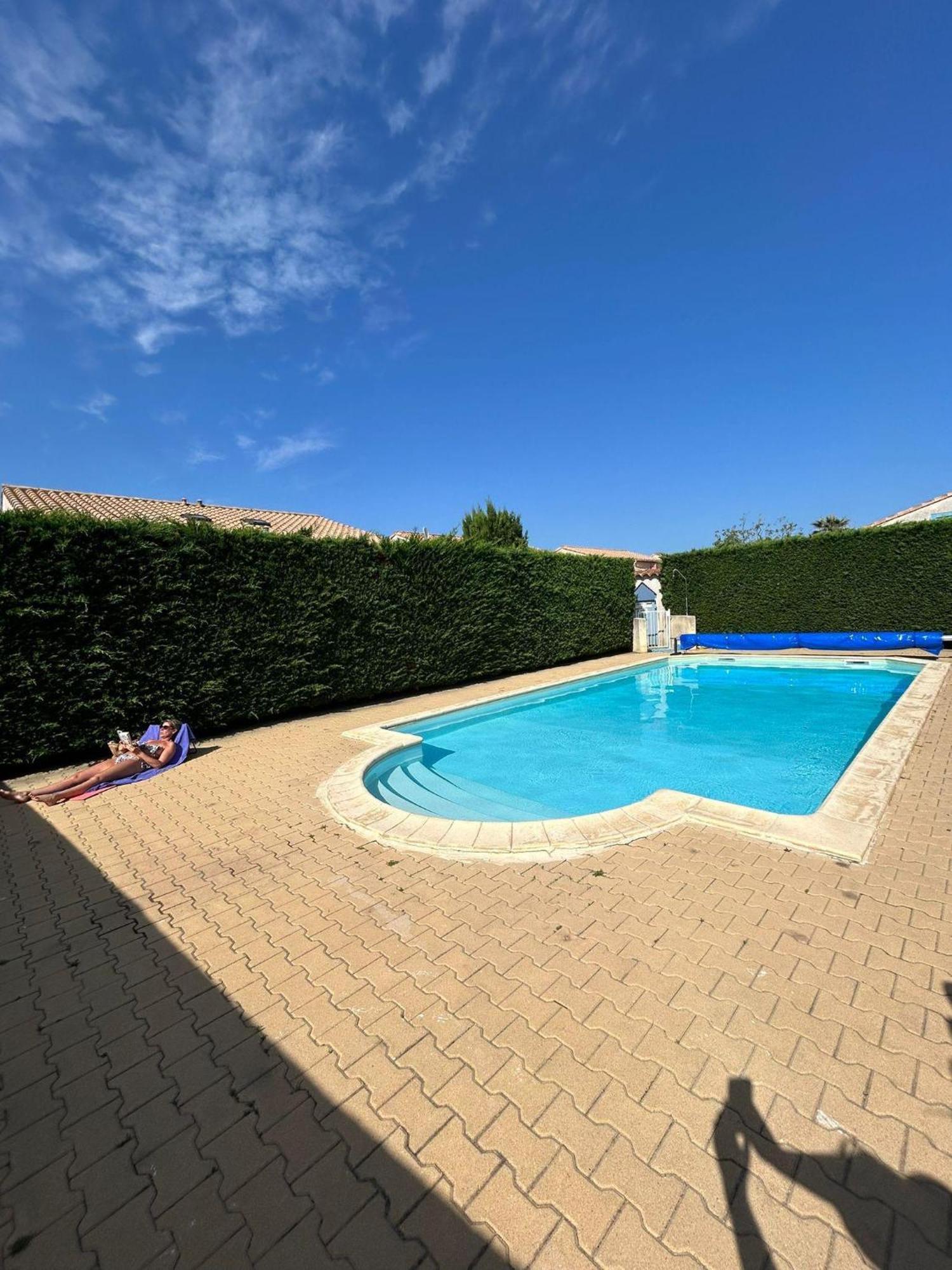 סנט-מארי-לה-מר Maison Avec Terrasse Et Piscine Dans Residence A 6Min De La Plage מראה חיצוני תמונה